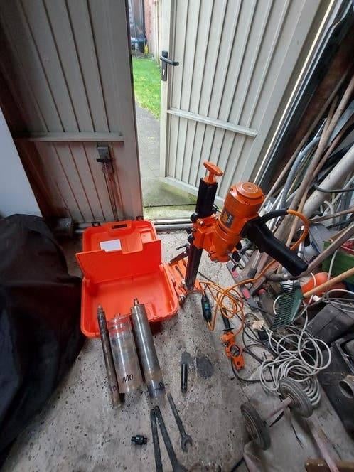 Spit sd80 diamantboormachine  bijna nieuw met boren  statief, Ophalen, 600 watt of meer, Zo goed als nieuw, Variabele snelheid