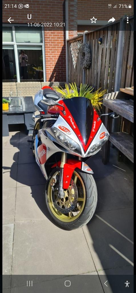 Yamaha R1 custom - Krachtige machine voor de liefhebber!, 4 cilinders, Motorrijbewijs A, Yamaha, Sportuitlaat