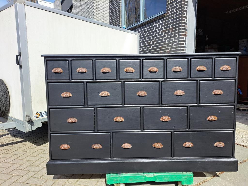 Matzwarte ladekast refurbished, Huis en Inrichting, Kasten | Ladekasten, Gebruikt, 100 tot 150 cm, 150 tot 200 cm, 50 tot 75 cm
