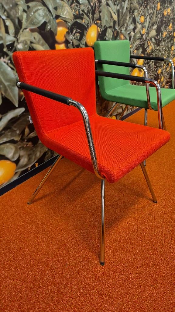4 stoelen oranje van merk Lande, Ophalen, Overige kleuren, Zo goed als nieuw, Vier