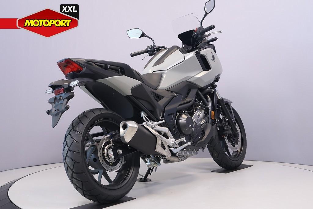 Honda NC 750 X, Motoren, Bedrijf, Toermotor