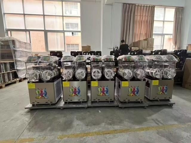 Slush machines, Witgoed en Apparatuur, Ophalen, Nieuw, Zelfvriezend