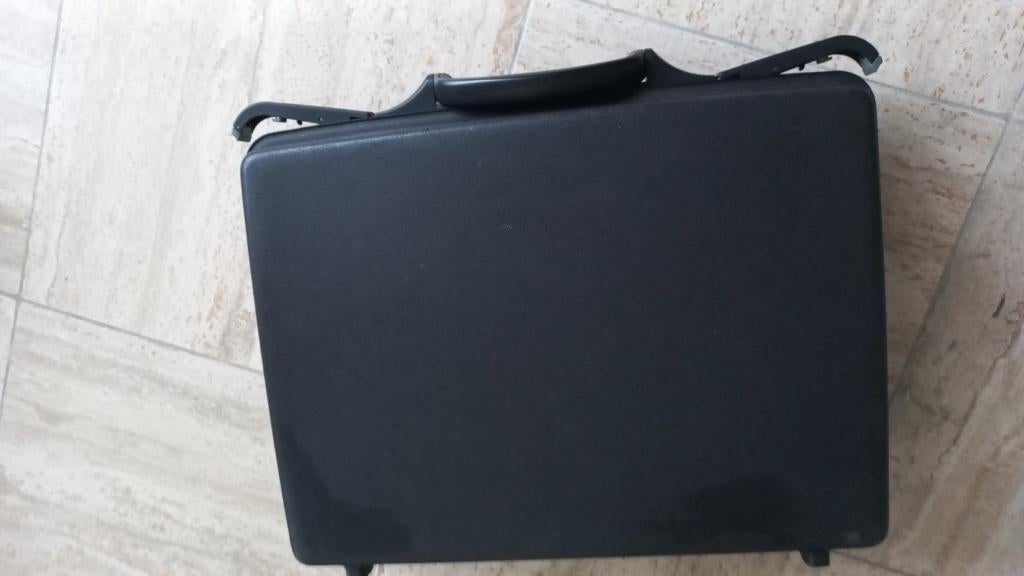 Zakelijke Aktetas/Koffer. Merk Samsonite .37 x 50 x 12 cm, Ophalen, Gebruikt, Hard kunststof, Slot