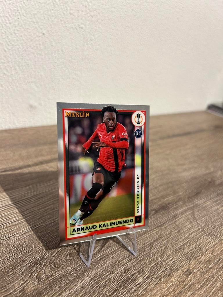 Arnaud Kalimuendo 2022-23 Topps Merlin UCC #136 RC Rookie, Ophalen of Verzenden, Zo goed als nieuw, Plaatje