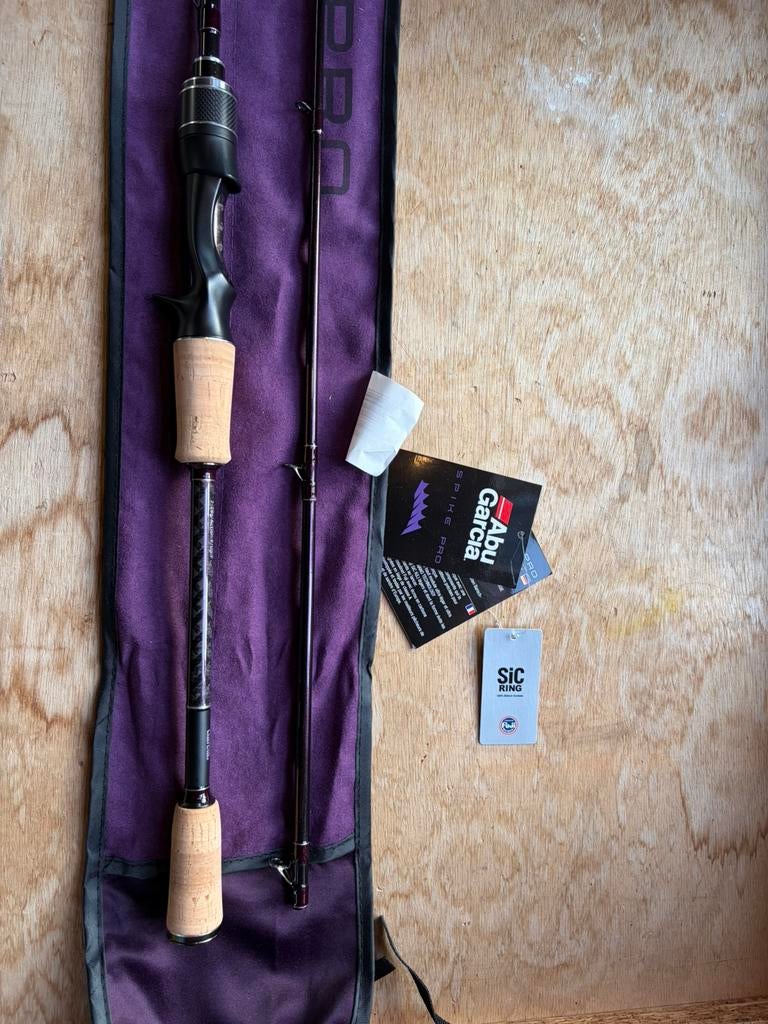 Abu Garcia Spike Pro Tech Hardbait Baitcaster, Ophalen, Zo goed als nieuw, Werphengel