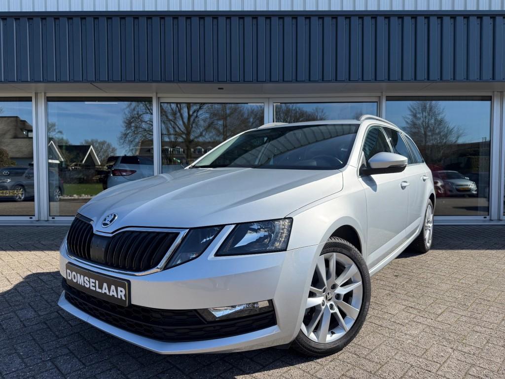 Skoda OCTAVIA 1.5 TSI Greentech Business Edition, Gebruikt, Origineel Nederlands, 650 kg, Electronic Stability Program (ESP)
