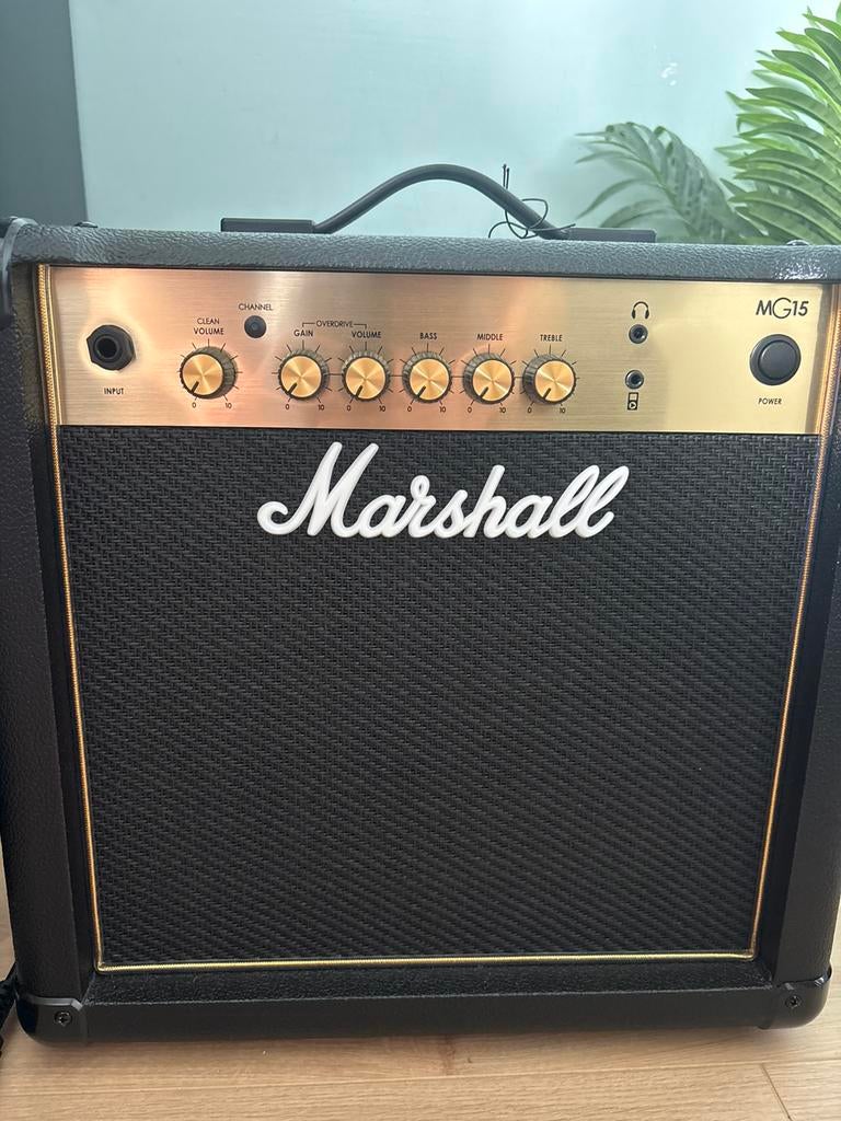 Marshall MG15 Gold 1x8 gitaarversterker combo, Ophalen, Zo goed als nieuw, Minder dan 50 watt