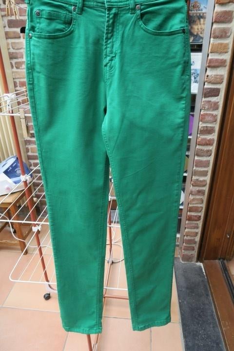 Broek groen Cimarron mt 27 (mt 36), Kleding | Dames, Nieuw, Ophalen of Verzenden, Cimarron, Maat 36 (S)