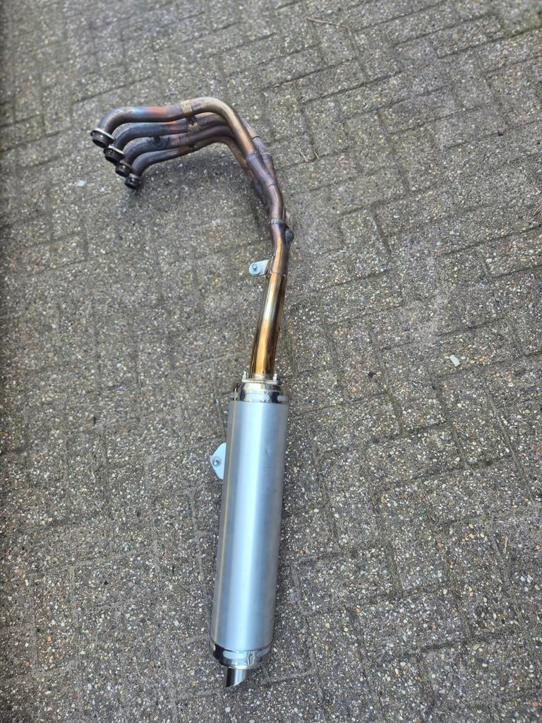 Uitlaat Suzuki GSXR 750, Ophalen