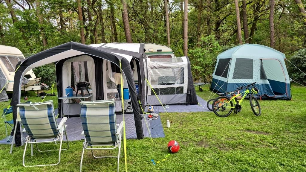 Opblaasbare voortent, luifel en uitbouw inclusief toebehoren, Ophalen, Zo goed als nieuw, Dometic