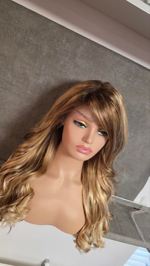 Lace wig echt haar, Sieraden, Tassen en Uiterlijk, Uiterlijk | Haarverzorging, Ophalen of Verzenden, Nieuw, Pruik of Haarverlenging