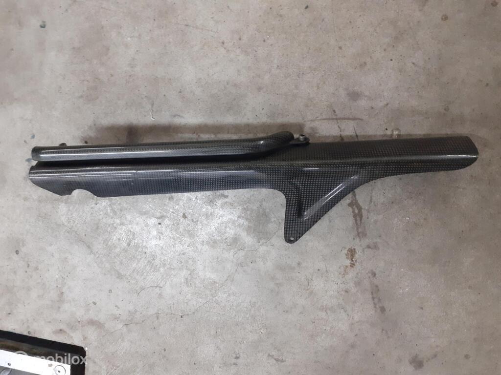 Kettingkast carbon 748 916 996 998 SP SPS, Motoren, Gebruikt, Factorystore.service@ducati.com, Ophalen of Verzenden, Via Antonio Cavalieri Ducati, 74/5, 74/6, 40132 Bologna BO