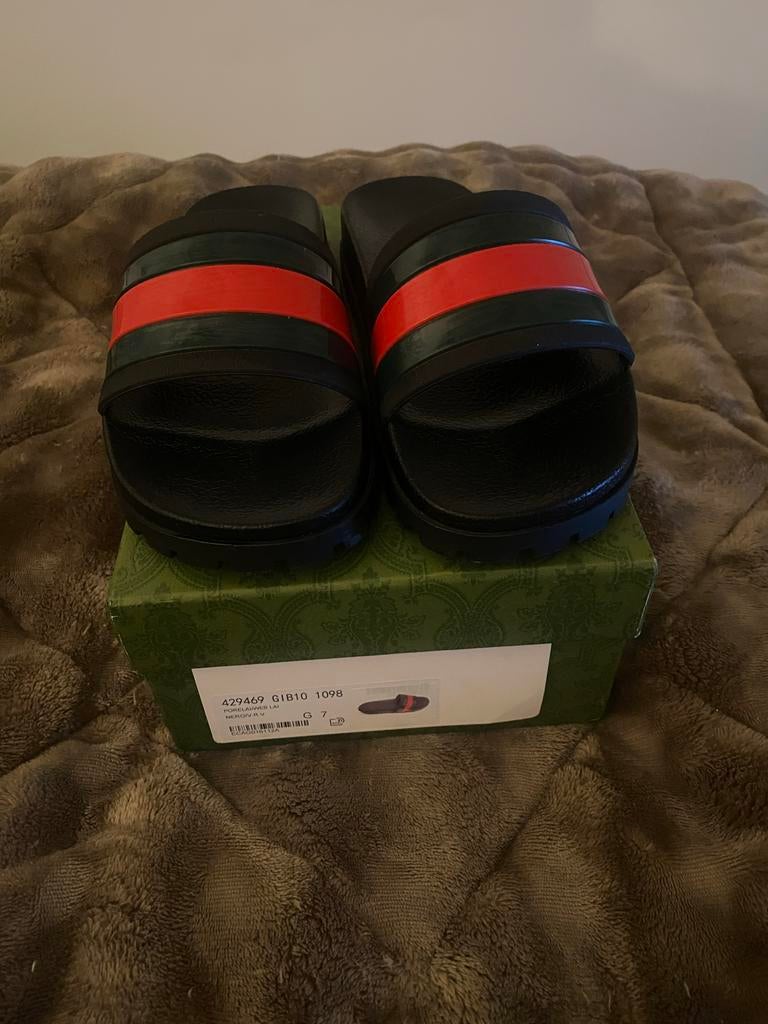 Gucci slippers - Prima kwaliteit met alle toebehoren, Slippers, Verzenden, Zwart, Zo goed als nieuw