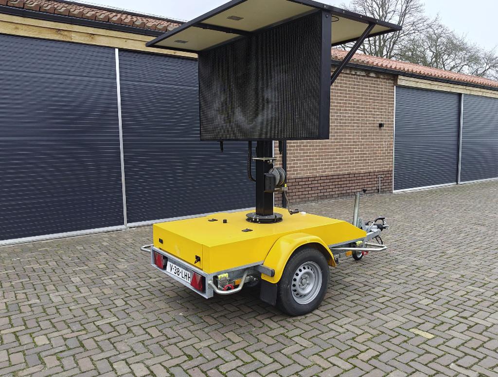 Ledxtra signaal aanhanger / reclame aanhanger / Led scherm, Auto diversen, Aanhangers en Bagagewagens, Zo goed als nieuw