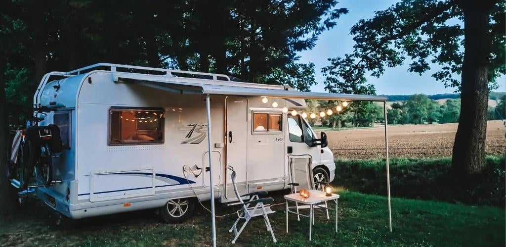 Bürstner camper half‑integraal  - 2006 - 112961km, Caravans en Kamperen, Campers, Chemisch toilet, Buscamper of Camperbus, Fiat