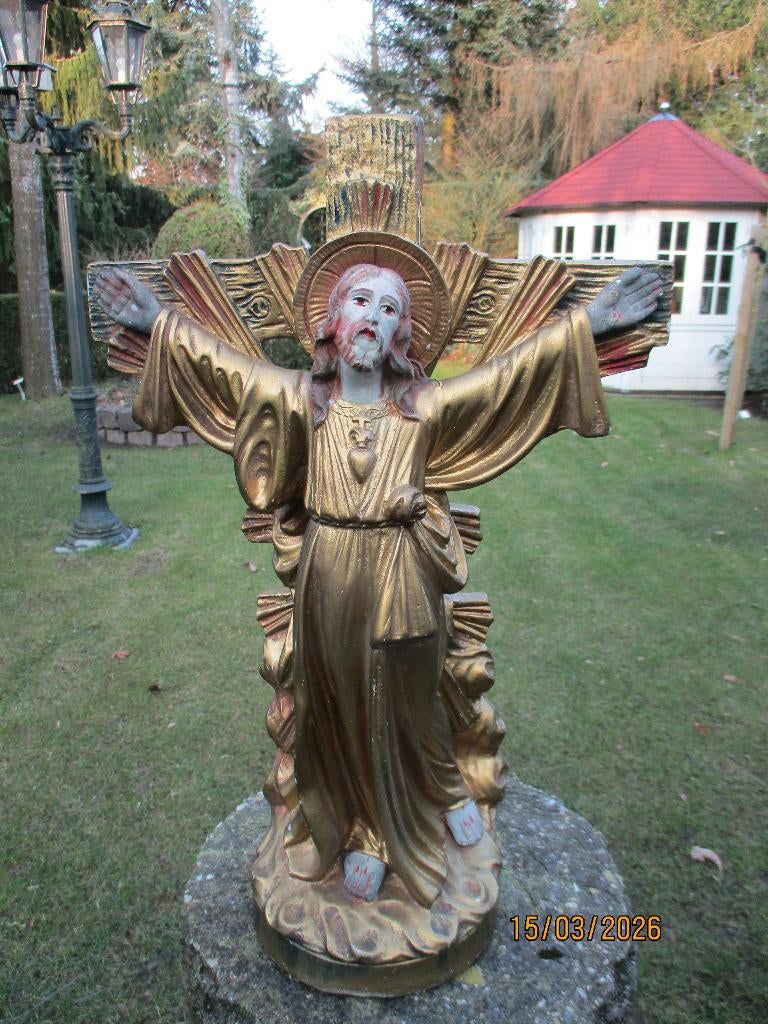 Te koop: Beeld Jezus draagt zijn kruis., Antiek en Kunst, Antiek | Religie, Ophalen of Verzenden