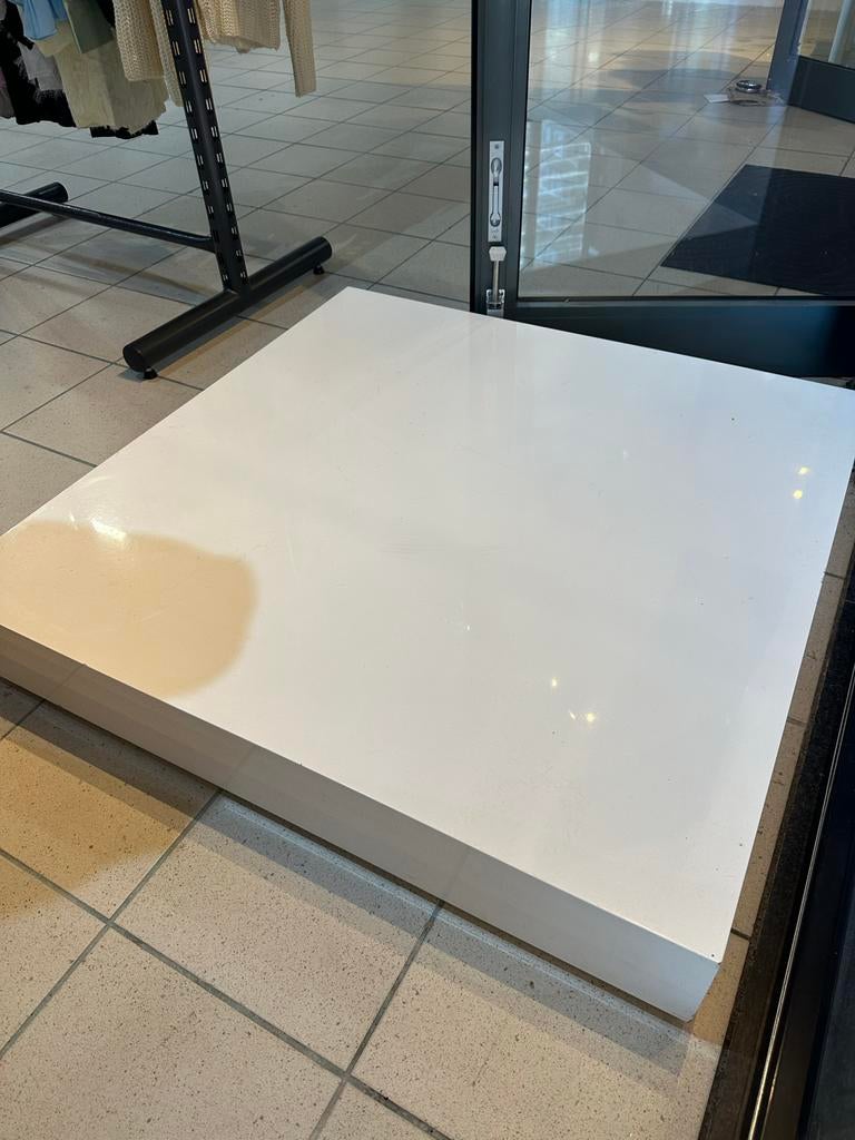 Lage witte salontafel vierkant, Ophalen, Gebruikt, Vierkant, Minder dan 50 cm