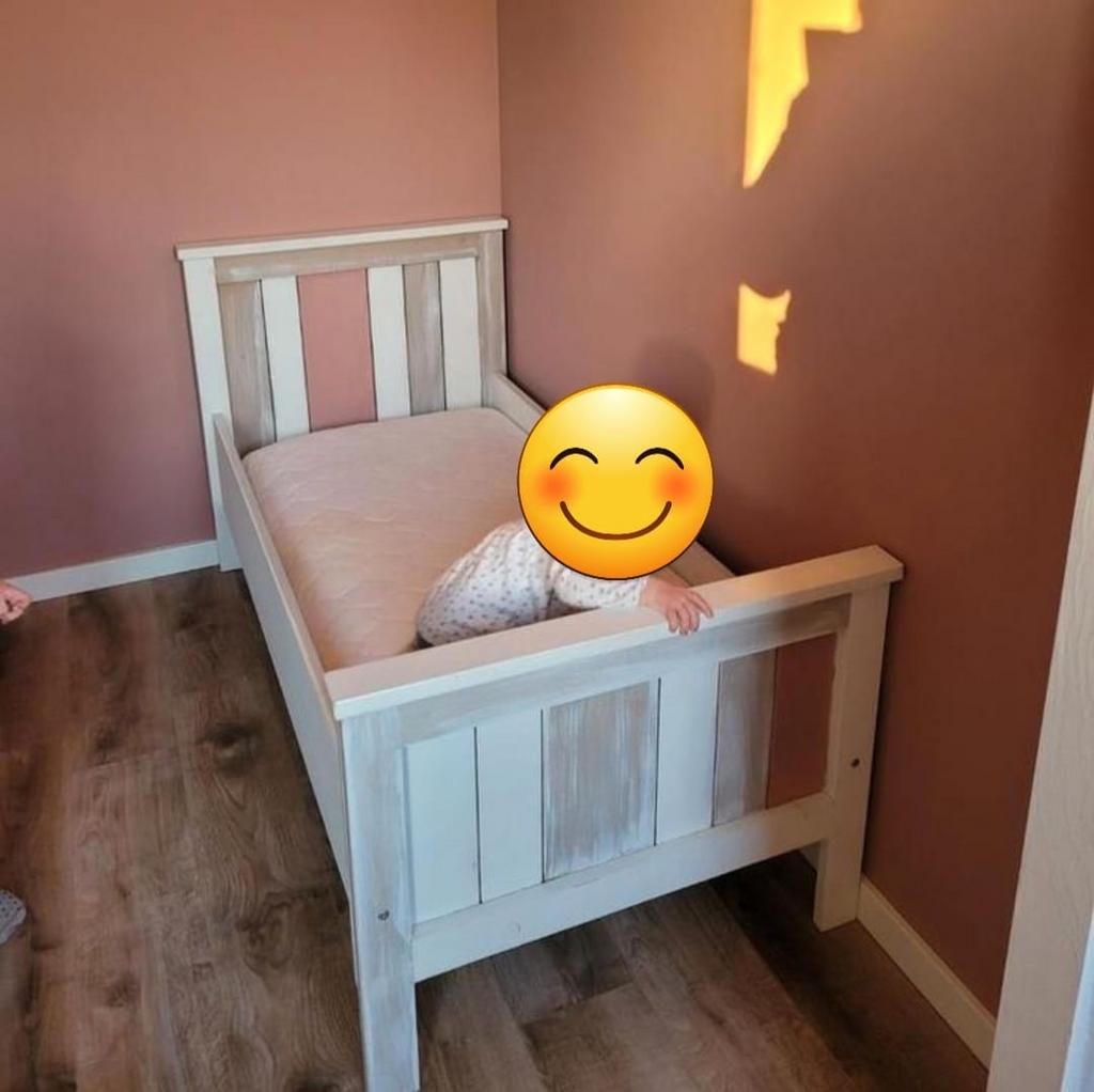 Peuterkamer met bed, kast en boekenkast, Ophalen, Gebruikt, 70 tot 85 cm, 140 tot 160 cm