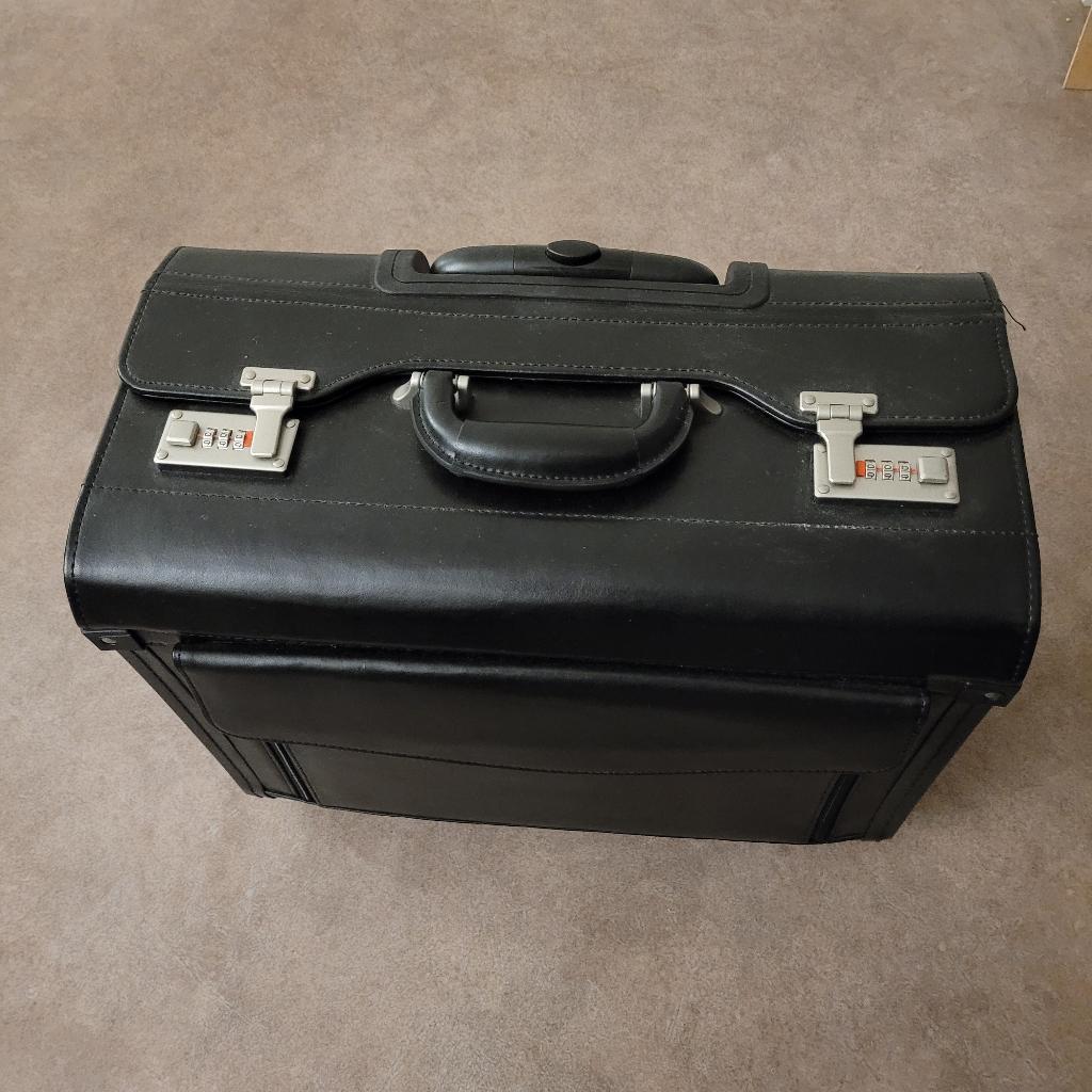 pilotenkoffer, trolley, Ophalen, Wieltjes, Zo goed als nieuw, Minder dan 35 cm