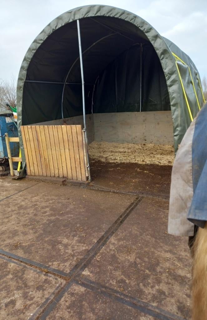 Weidetent/schuilstal, Ophalen, Zo goed als nieuw