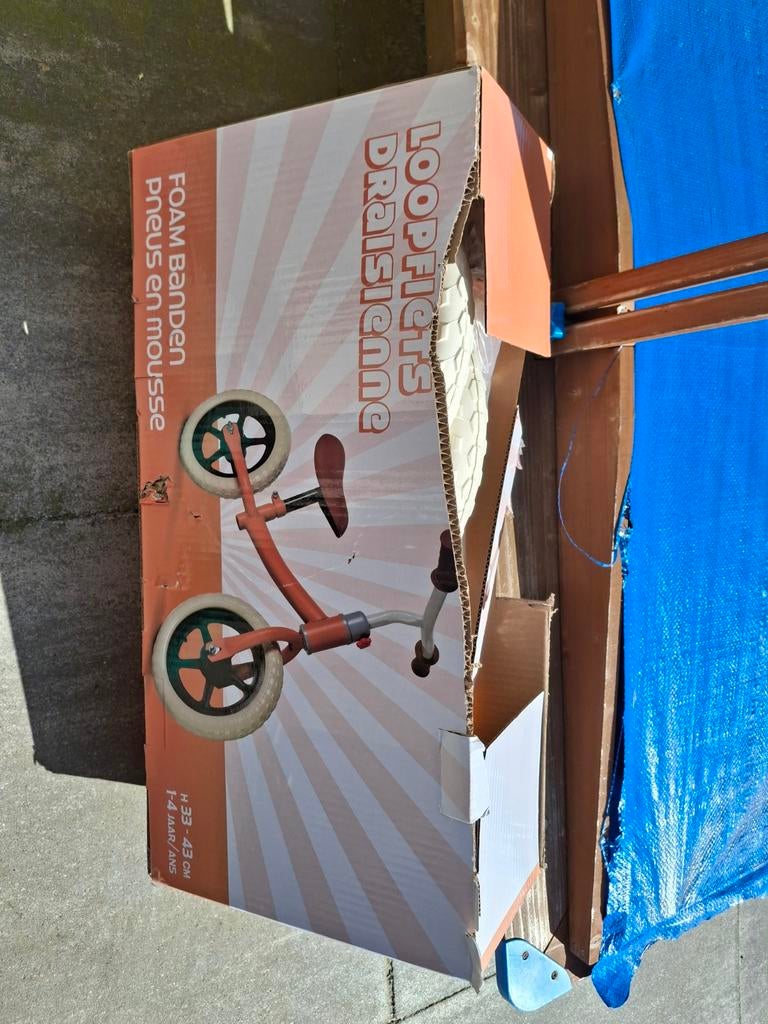 Nieuwe loopfiets fiets  step zo goed als nieuw, Kinderen en Baby's, Speelgoed | Buiten | Voertuigen en Loopfietsen, Ophalen of Verzenden