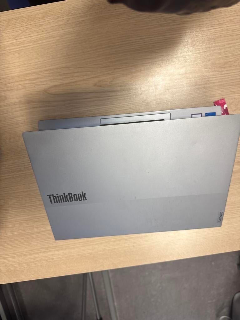 Lenovo ThinkBook 14 G8 ABP - Krachtige Zakelijke Laptop, 2 tot 3 Ghz, Qwerty, 8 GB, 14 inch