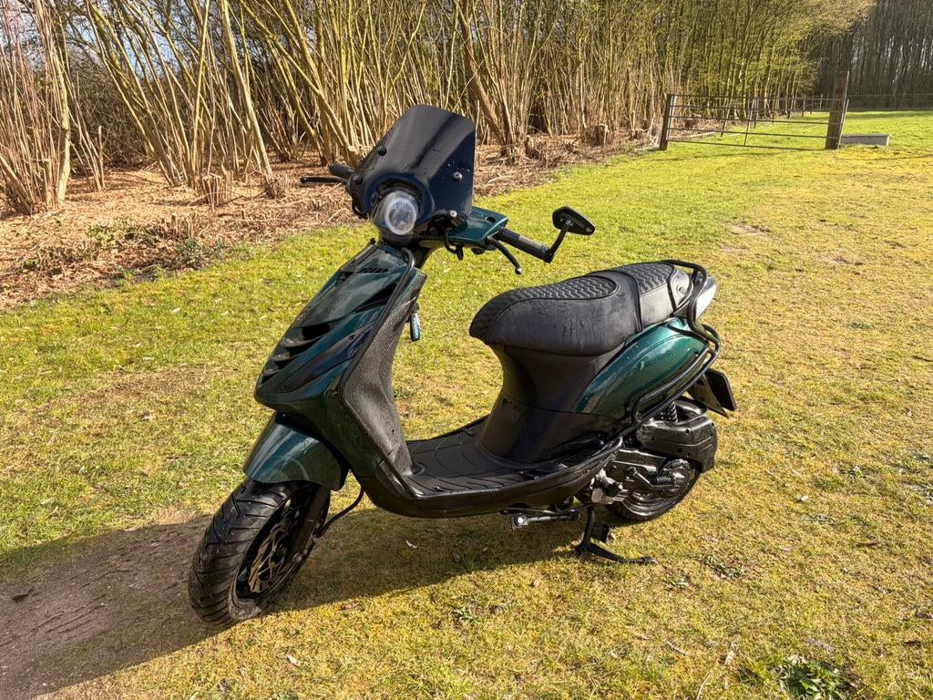 Piaggio zip 80cc, Ophalen of Verzenden, Zo goed als nieuw, Benzine, Zip