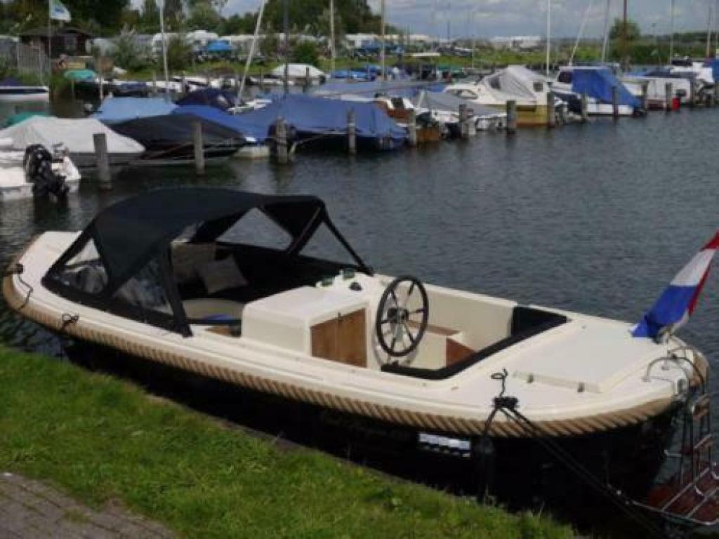 Oud Huijzer 620 + 15pkYamaha (bun) + Zonnedek. Ruimte wonder, 10 tot 30 pk, Gebruikt, 6 meter of meer, Polyester