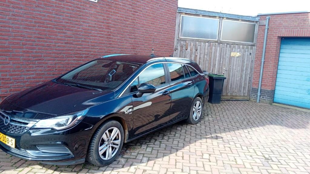 Opel Astra 1.4 Turbo 150pk Start/stop 2019 Zwart, Auto's, Zwart, Zwart, Origineel Nederlands, Stationwagon