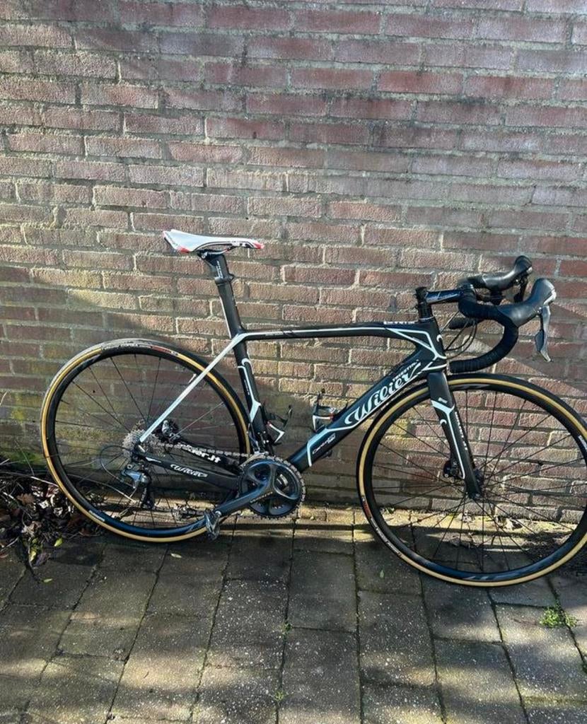 Wilier cento 1SR disc wielrenfiets, Fietsen en Brommers, Fietsen | Racefietsen, Carbon, Heren, Zo goed als nieuw, Meer dan 20 versnellingen