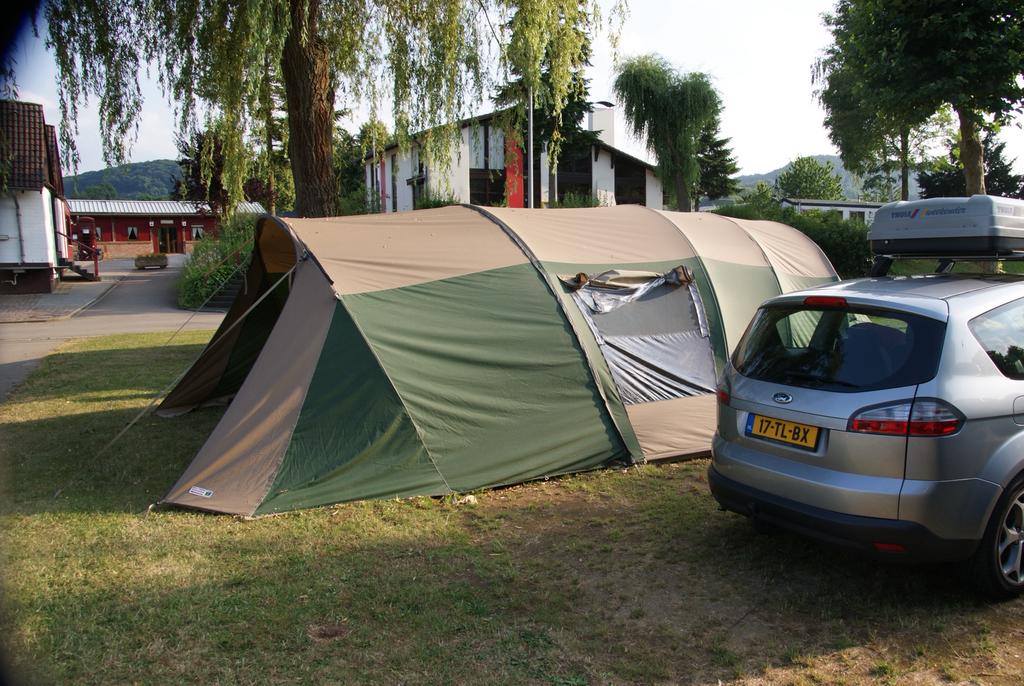 Falko Havik 4600 tent, Caravans en Kamperen, Ophalen, Gebruikt, Tot en met 6