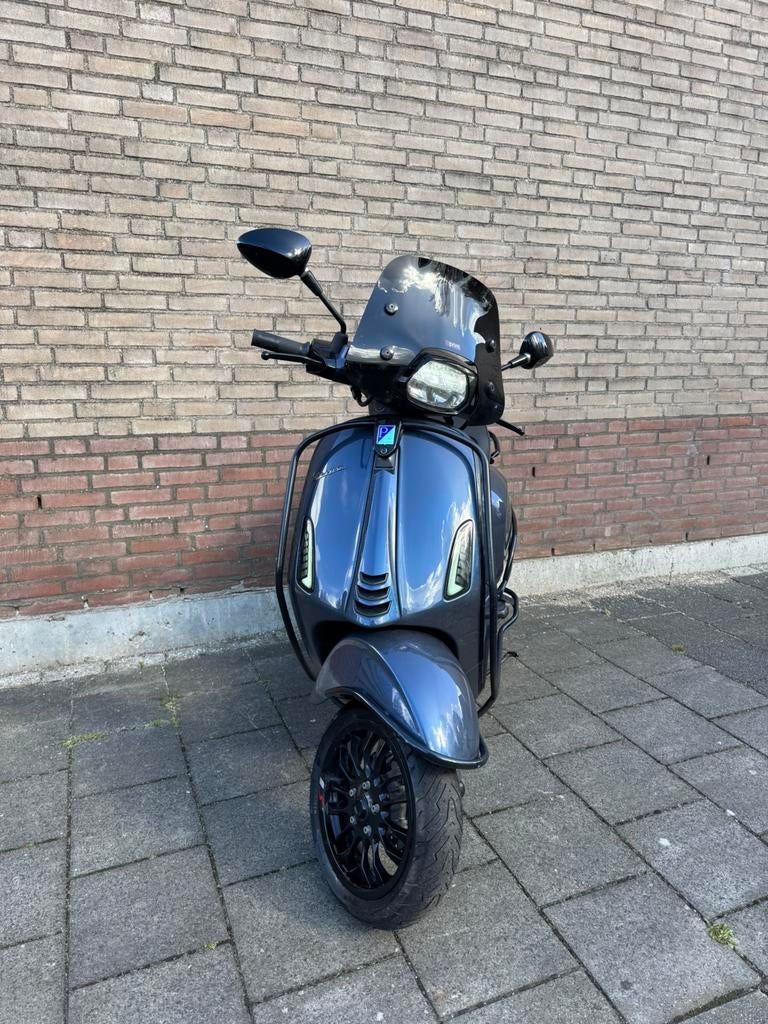 Vespa Sprint S iGet full option, 6800km, custom, Fietsen en Brommers, Scooters | Vespa, Ophalen