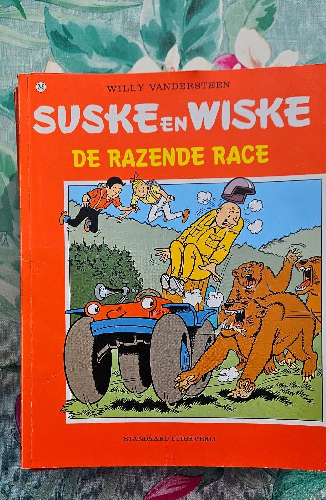 Suske en Wiske - De Razende Race (nr. 249), Eén stripboek, Ophalen of Verzenden, Gelezen