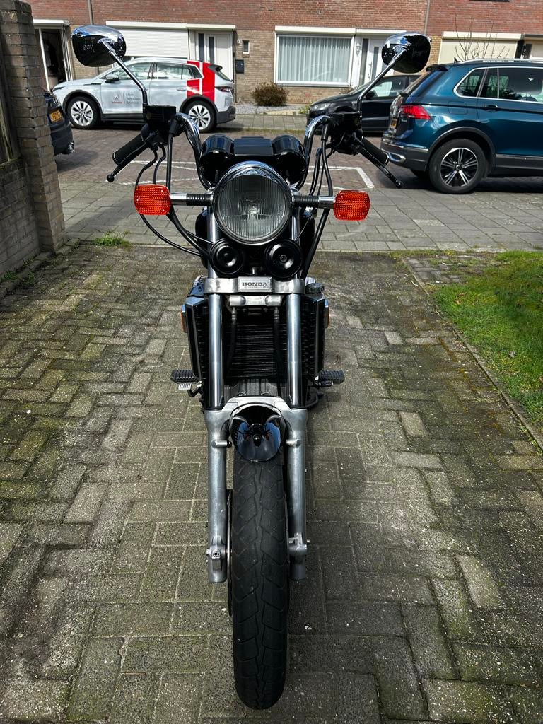 Honda Magna V45 1983 - Belasting vrij!, Cardan-aandrijving, 4 cilinders, Particulier, Meer dan 35 kW