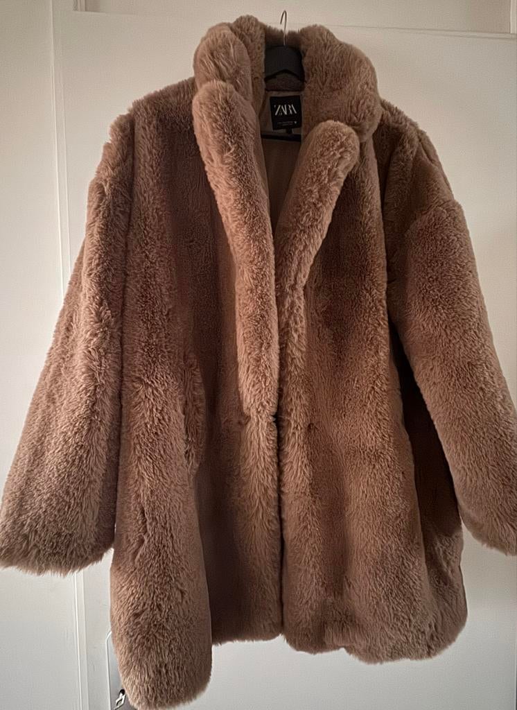 Zara Fluffy Teddy Jas Camel Maat M, Ophalen of Verzenden, Zo goed als nieuw, Maat 38/40 (M), Bruin