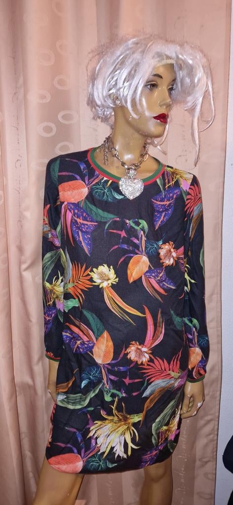 Zwarte jurk met bloemenprint van geisha maat 40 zgan, Kleding | Dames, Jurken, Maat 38/40 (M), Overige kleuren, Geisha, Ophalen of Verzenden