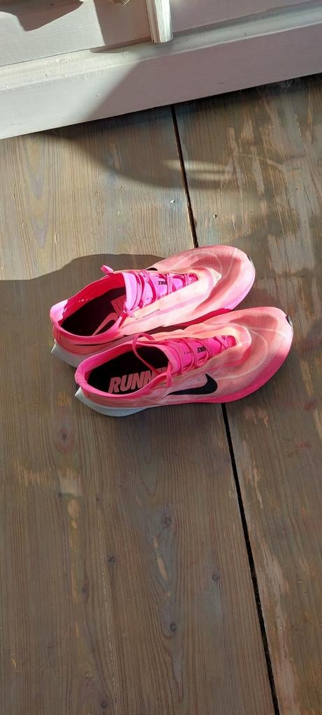Nike Zoom Fly 3 wedstrijdschoen - Maat 38-38,5, Sport en Fitness, Loopsport en Atletiek, Ophalen of Verzenden, Zo goed als nieuw