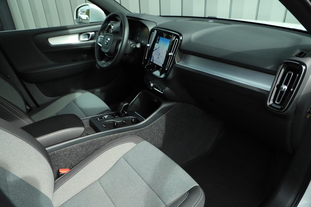 Volvo XC40 1.5 T4 Recharge Inscription Expression | 211PK |, Lichtsensor, Stof, Met garantie (alle), Wit