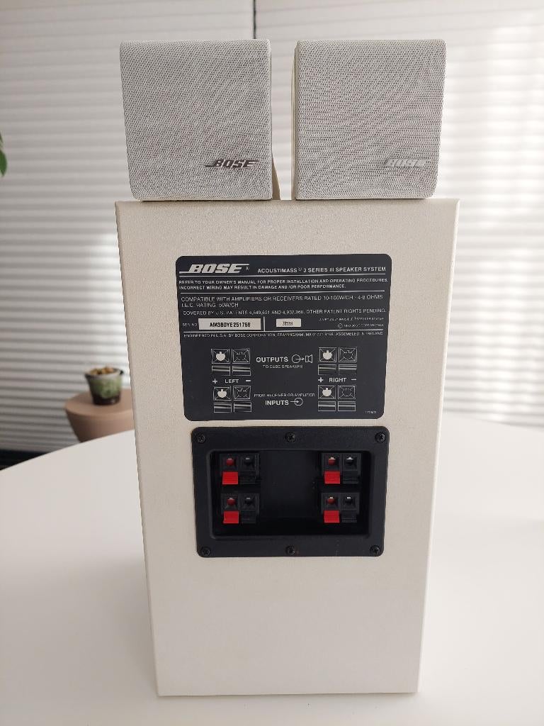 Bose Acoustimass 3 Series III – Wit – Complete Set (2x), Audio, Tv en Foto, Luidsprekers, Gebruikt, Ophalen of Verzenden, Bose
