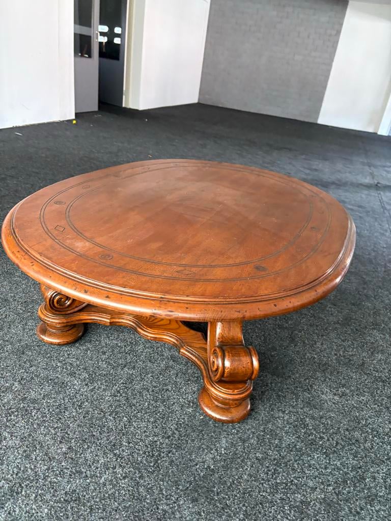 Houten salontafel, ovaal, Ophalen