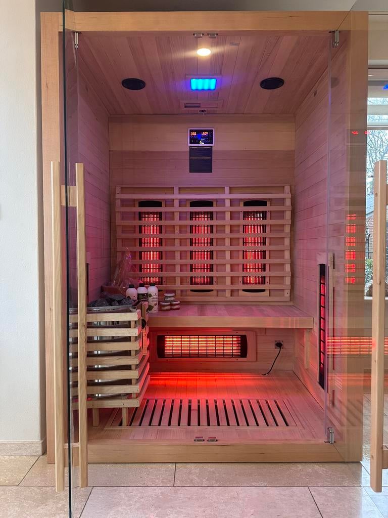 NIEUWE COMBI SAUNA | INFRAROOD + FINSE | DIRECT LEVERBAAR