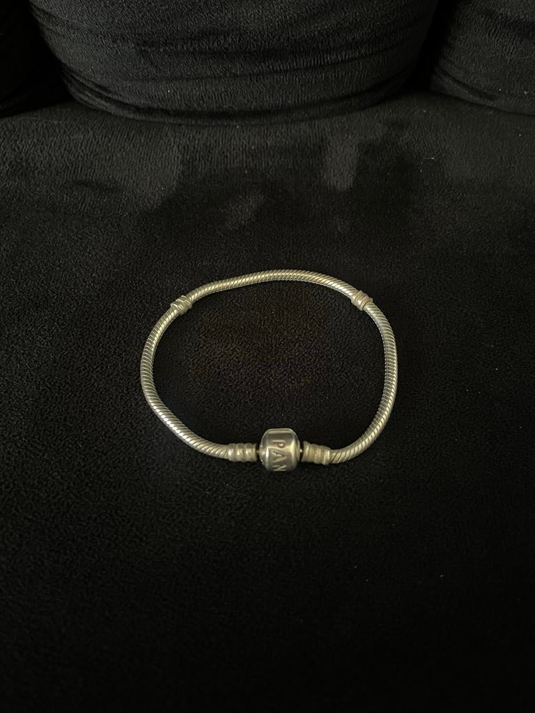 Pandora armband zilver 18 cm, Ophalen of Verzenden, Gebruikt, Zilver, Met bedels of kralen