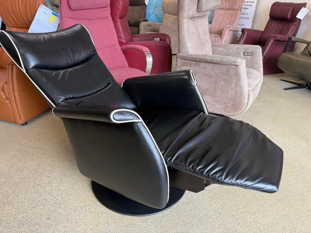 Prominent Frans Molenaar sta op relax stoel relaxfauteuil, Huis en Inrichting, Ophalen of Verzenden, Zo goed als nieuw, Leer, Ruim  100 kort gebruikte fauteuils met garantie
