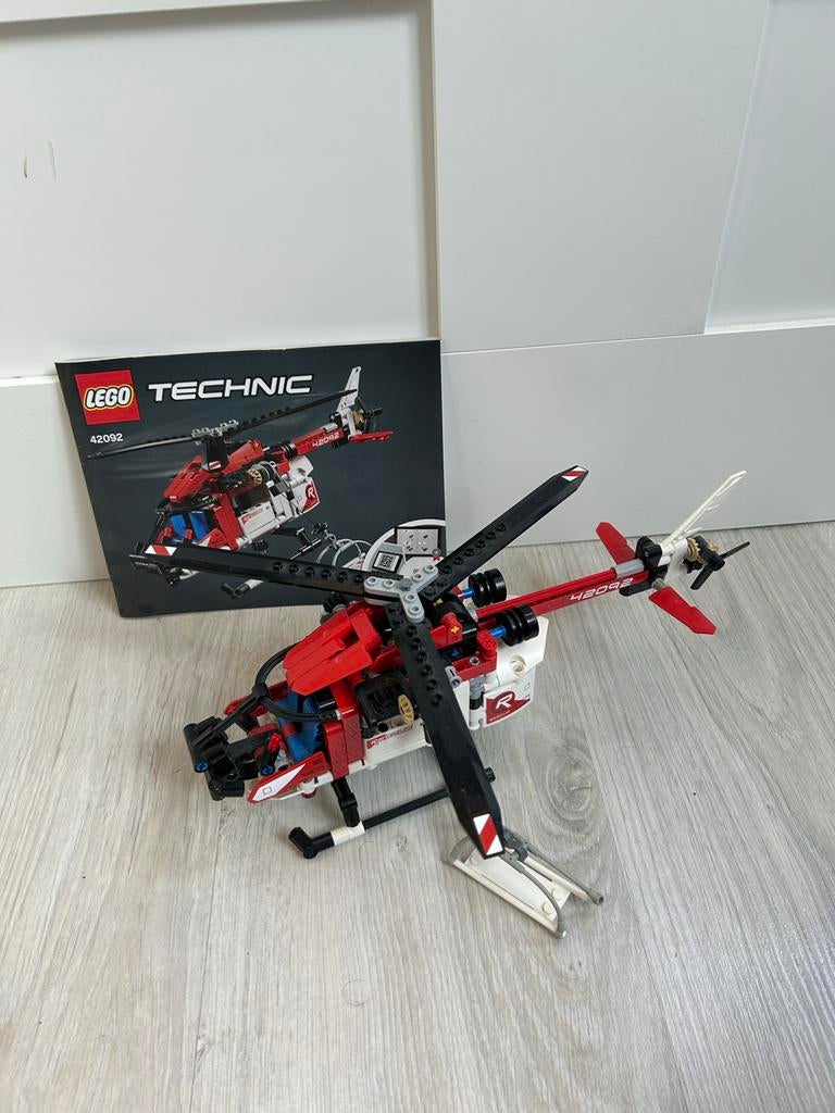 Lego Technic Reddingshelikopter 42092, Ophalen of Verzenden, Gebruikt, Complete set, Lego
