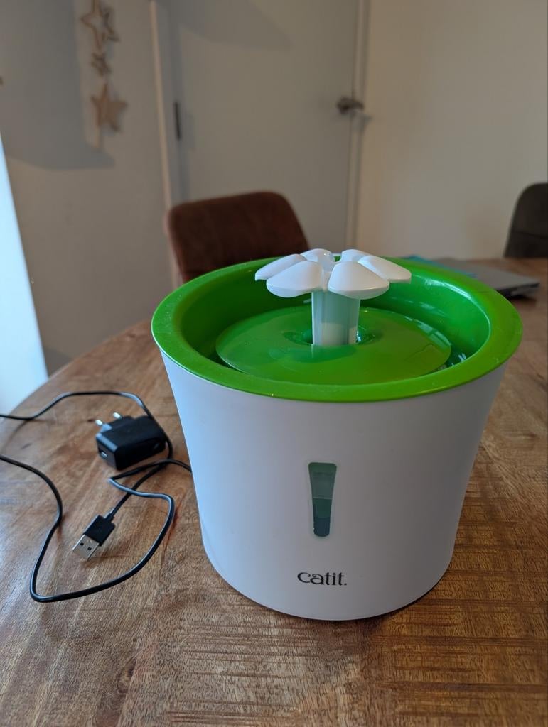 Catit drinkfontein 3 liter, Dieren en Toebehoren, Ophalen, Automatisch, Zo goed als nieuw