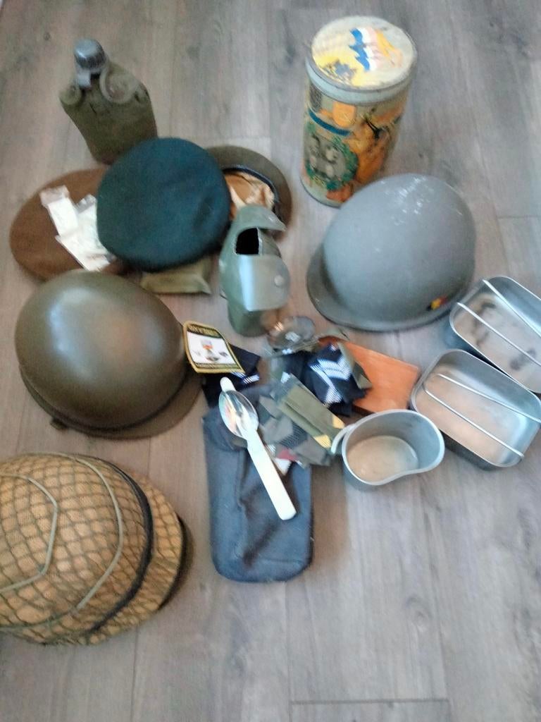 Te koop leger spullen., Ophalen of Verzenden