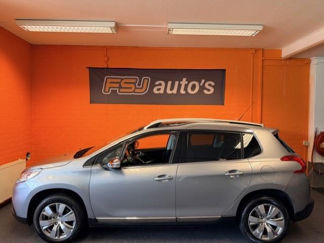 Peugeot 2008 1.2 PURETECH / ALLURE / VELE OPTIES / TOPSTAAT!, Auto's, Voorwielaandrijving, 450 kg, 1199 cc, 82 pk