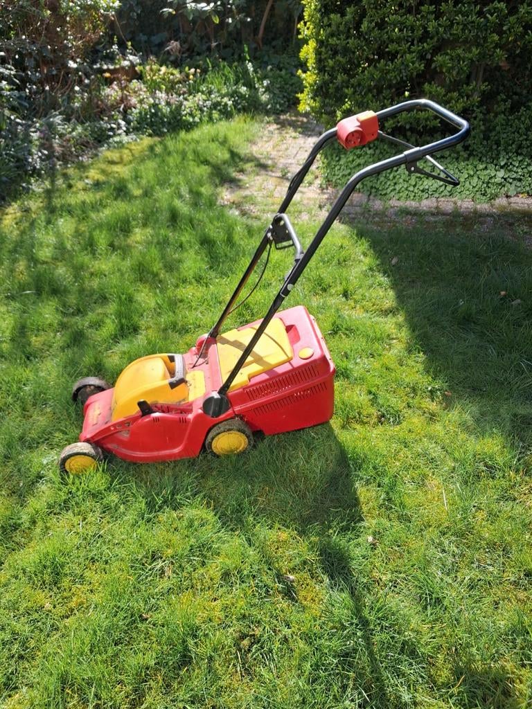 Wolf Garten 2.32 E-1 Elektrische Grasmaaier, Cirkelmaaier, Elektrische grasmaaier, Ophalen of Verzenden, 30 t/m 39 cm