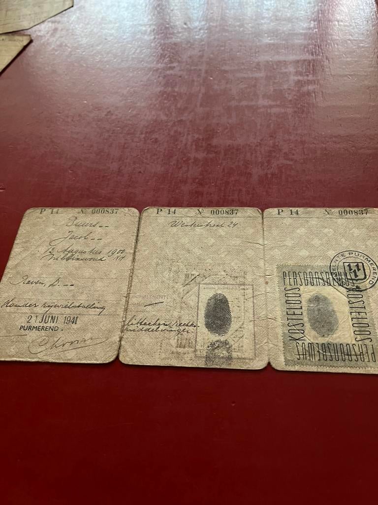 Persoonsbewijs, Verzamelen, Militaria | Tweede Wereldoorlog, Ophalen of Verzenden, Overige soorten, Nederland, Boek of Tijdschrift