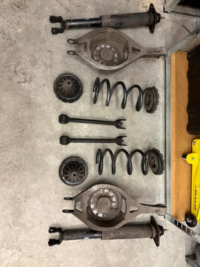 Nissan 350z Diverse onderstel delen achterzijde, Ophalen of Verzenden, Zo goed als nieuw